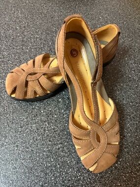 Clarks Brown Suede Sandals